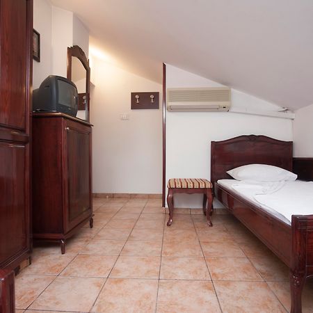 Hotel Vila Lux Budva Eksteriør billede