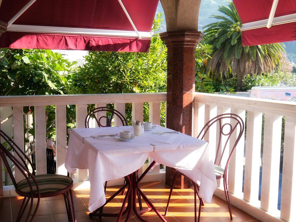 Hotel Vila Lux Budva Eksteriør billede