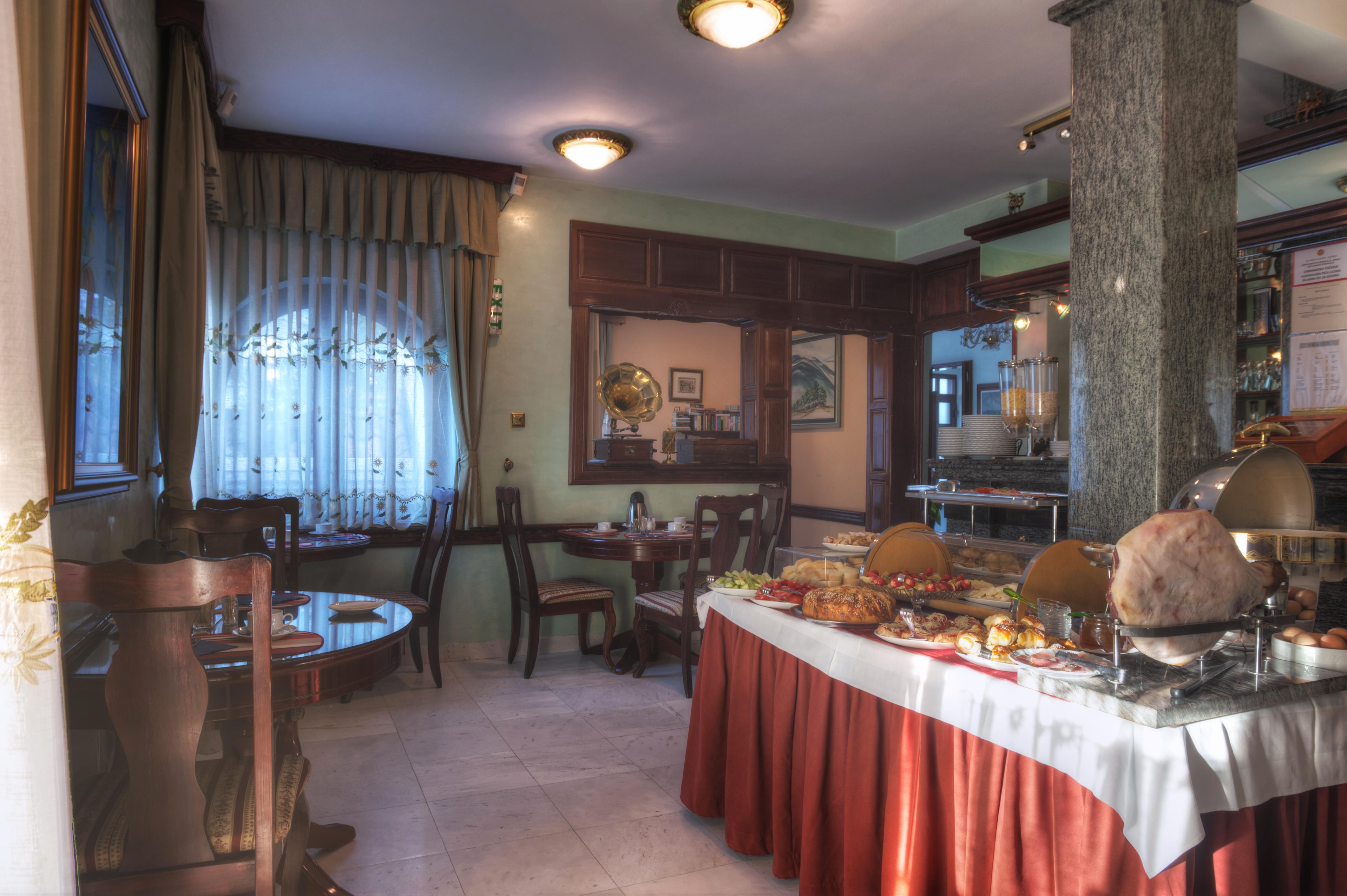 Hotel Vila Lux Budva Eksteriør billede