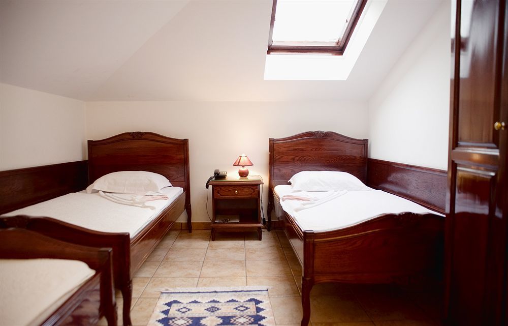 Hotel Vila Lux Budva Eksteriør billede